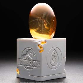 Elephant Mosquito in Amber Jurassic Park Statue by Elite Creature Collectibles